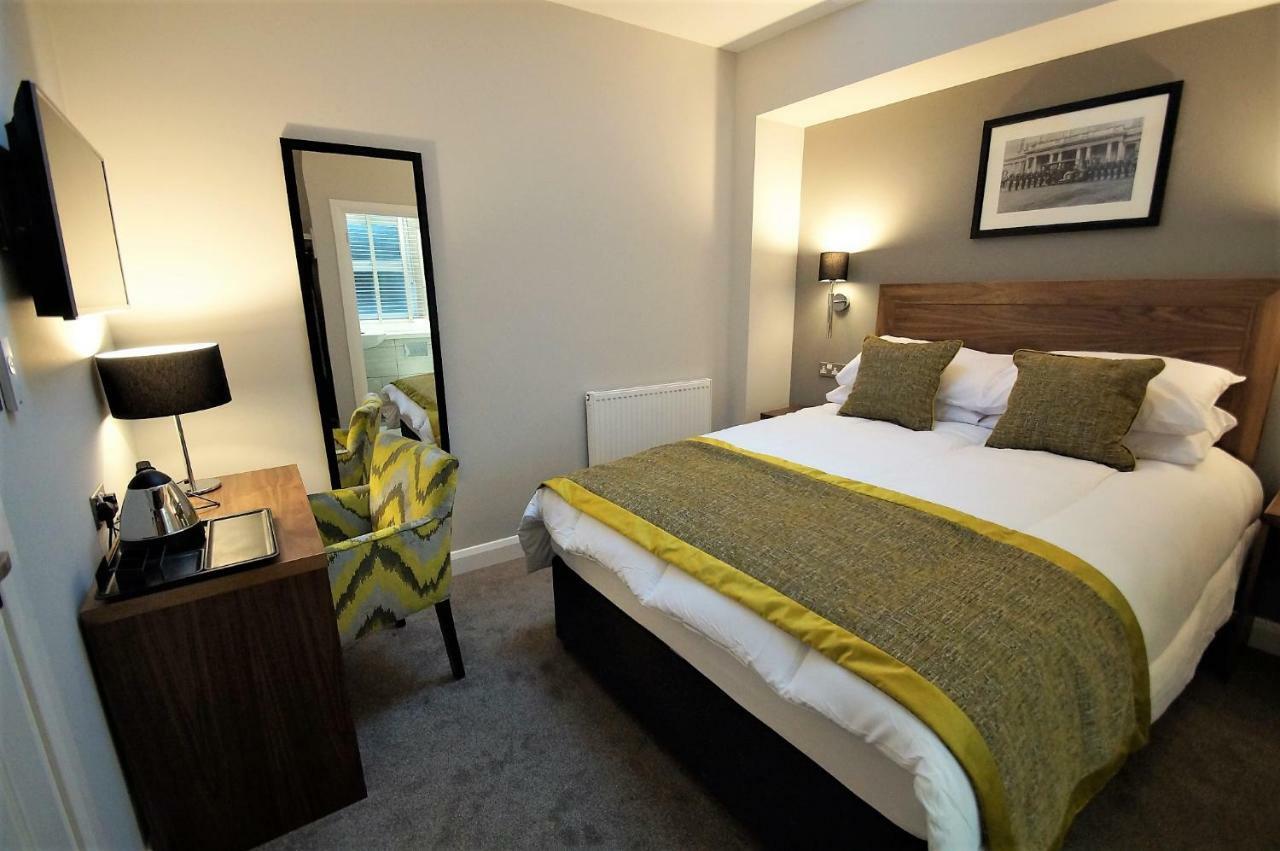 New Park Hotel Carmarthen Zewnętrze zdjęcie