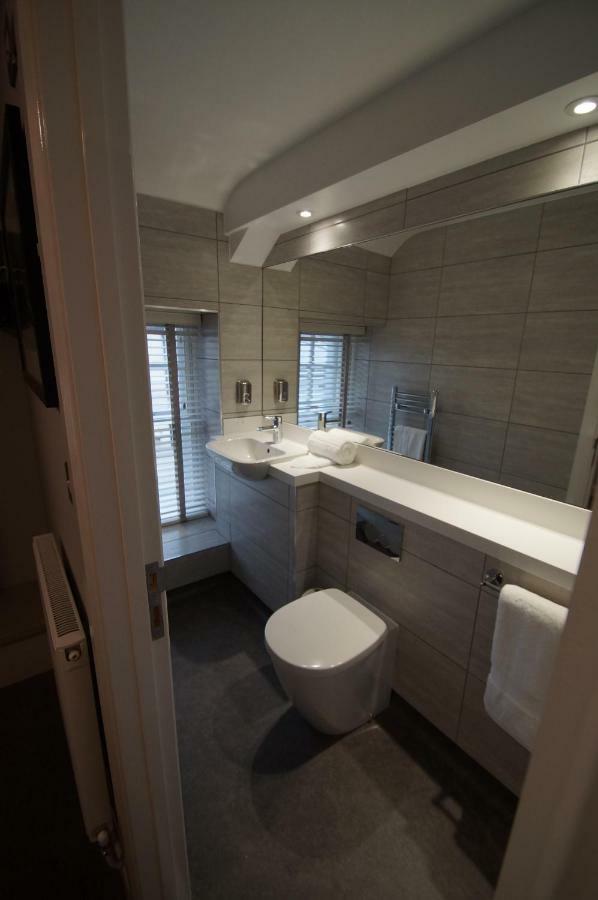 New Park Hotel Carmarthen Zewnętrze zdjęcie